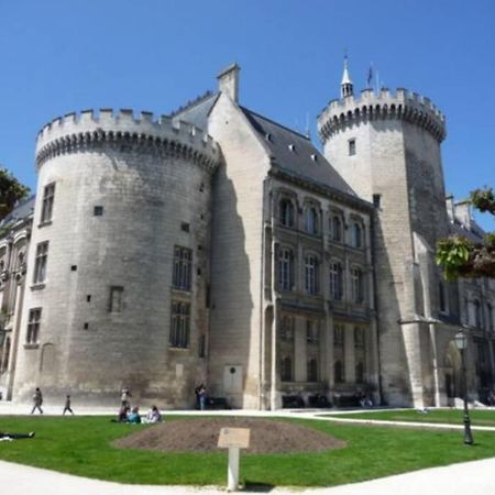 L'Atelier - 500M Musee Bd Angoulême Exteriör bild